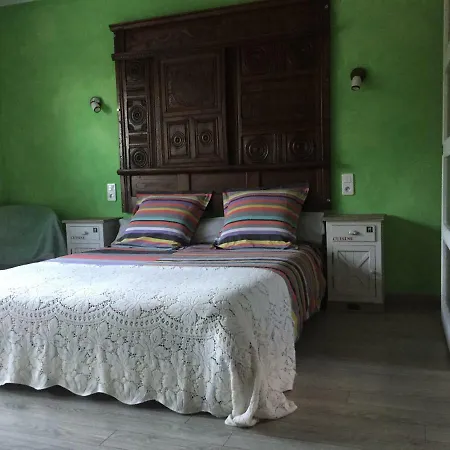 Mas De La Croix 3* Saint-Christol-les-Ales